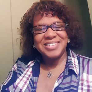 Meet your Posher, Janet